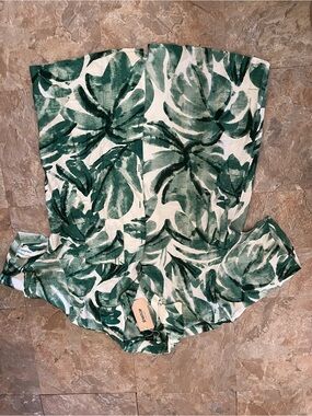 Green Palm-Print Women's Blouse - Relaxed Button-Front